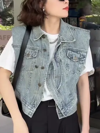 港风潮流2023春夏新款韩版时尚纽结系扣设计感复古洗水牛仔马甲潮商品大图