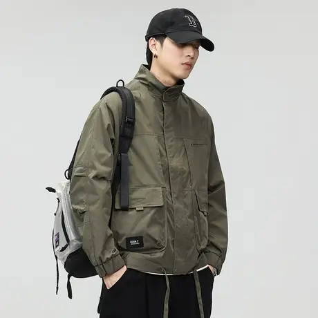 潮流舒适冲锋衣外套宽松秋冬款夹克外套男防风百搭潮牌外套休闲男图片