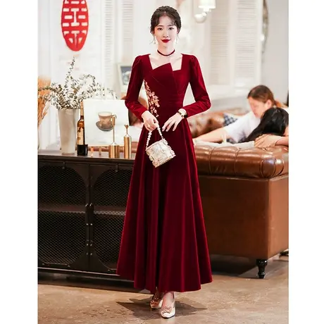 敬酒服新娘2023新款秋季长袖丝绒刺绣结婚礼服女简单大气收腰订婚图片