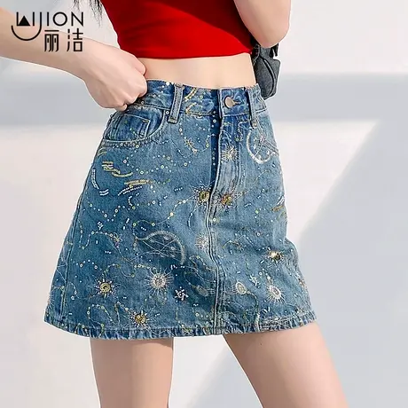 高腰浅蓝牛仔短裙女2025春夏新款a字裙重工钉珠刺绣包臀半身裙子图片