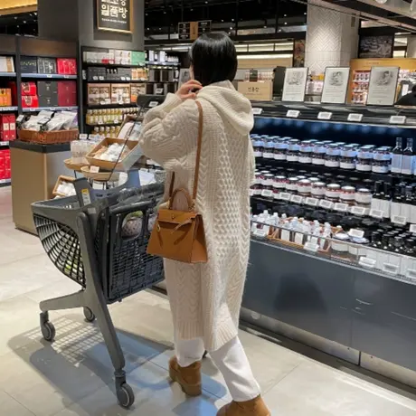 纯诗曼新款毛线针织开衫女中长款韩版宽松大码针织麻花毛衣外套潮图片