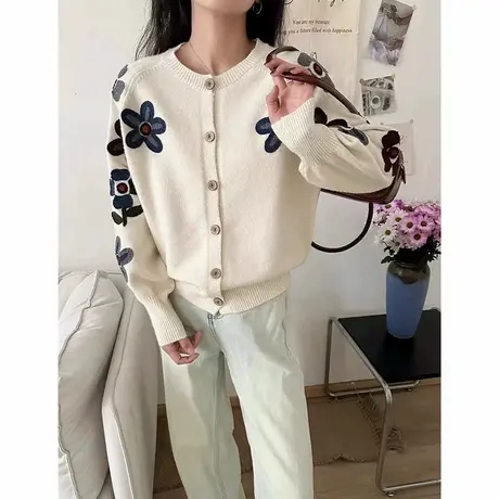 春装女款2025年新款小个子短款花朵毛衣针织开衫外套女高级感上衣商品大图