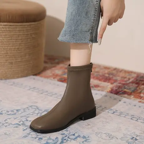 平底马丁靴女2024新款春季英伦风方头短靴瘦瘦切尔西靴子女配裙子图片