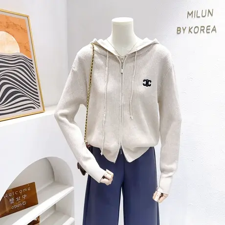 小个子显高针织外套~2023秋季韩代款简约燕麦色毛衣开衫打底上衣图片