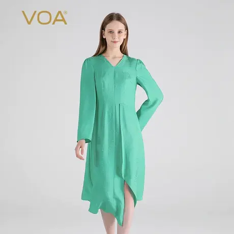 VOA春绿20姆米暗纹提花桑蚕丝V领泡泡长袖宽松简约亲肤真丝连衣裙图片