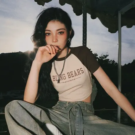 YEP美式插肩袖短袖t恤女夏季2024新款露脐装复古紧身短款辣妹上衣图片