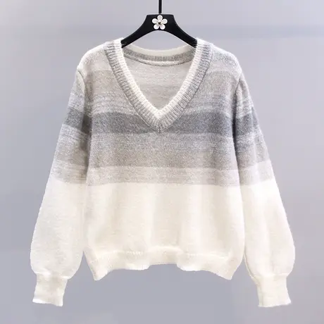 日系渐变条纹v领针织衫女2023年春季新款宽松慵懒风软糯薄款毛衣图片