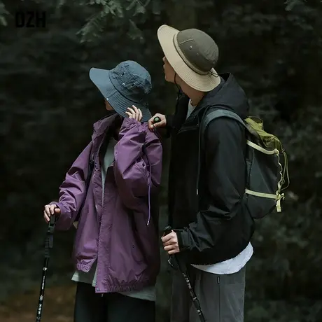 情侣户外连帽冲锋衣外套男春秋休闲工装夹克男士2024新款美式上衣图片