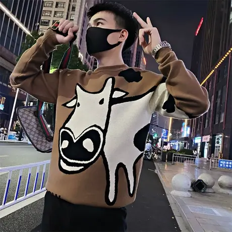 毛衣男ins秋冬宽松休闲卡通奶牛个性套头内搭针织衫潮牌毛线体恤图片