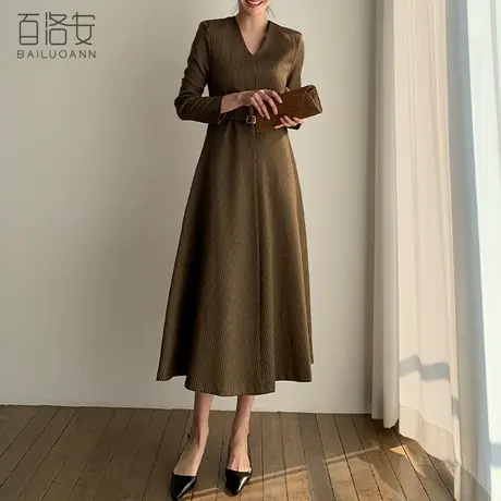 百洛安V领长袖格子连衣裙女2024春装新款时尚高腰系带a字大摆长裙图片