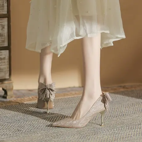 法式婚鞋高跟鞋女2024年新款蝴蝶结水钻尖头细跟单鞋秀禾婚纱两穿图片