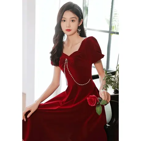 敬酒服新娘高级感酒红色结婚订婚回门礼服连衣裙仙气小个子泡泡袖图片