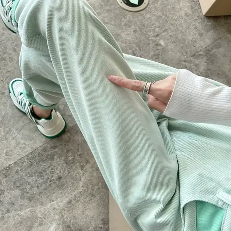 浅绿色软牛仔裤女春秋新款高腰显瘦宽松休闲哈伦萝卜欧货老爹裤子图片