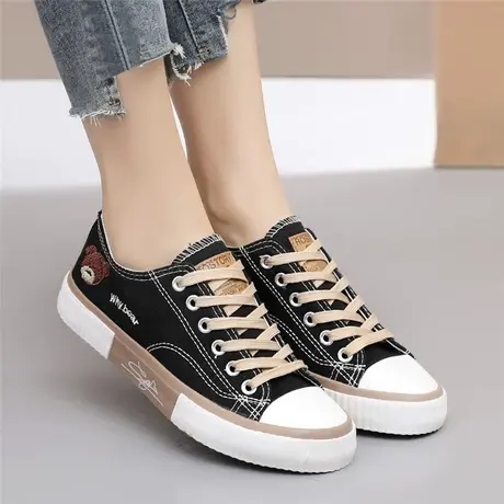 百搭黑色帆布鞋女春秋季韩版潮小熊布鞋透气学生平底休闲运动球鞋图片