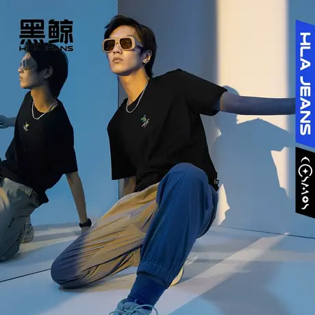 黑鲸HLAJEANS海澜之家旗下潮牌星际熊联名短袖T恤男简约印花短t图片