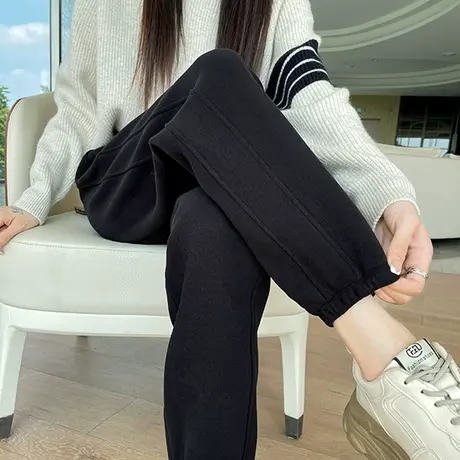 黑色束脚加绒运动裤女冬季新款小个子休闲卫裤加厚显瘦宽松哈伦裤图片