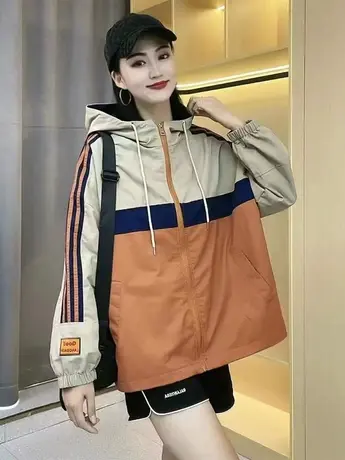 外套女春秋季棒球服2023新款爆款高级感休闲运动冲锋衣小个子上衣图片