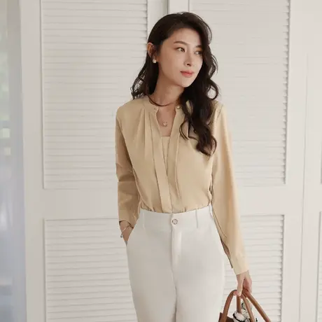 桔熊秋季通勤假两件套上衣女圆领开扣长袖套头小衫女大码AB18832图片