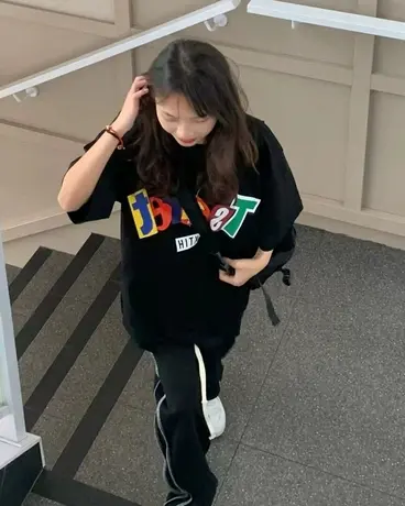 欧美潮牌t恤女oversize高街大码短袖ins潮酷纯棉显瘦圆领上衣夏季商品大图