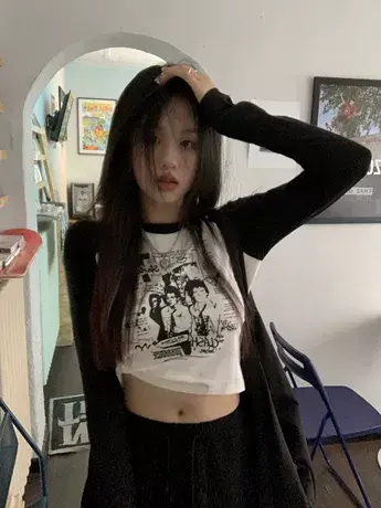 撞色薄款长袖T恤女秋季2023新款辣妹风短款露脐修身显瘦跳舞上衣商品大图