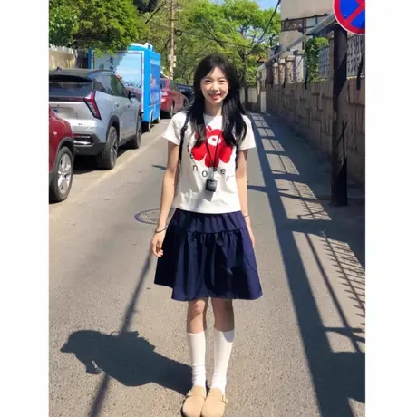白色正肩短袖t恤女夏季新款韩系独特超好看漂亮设计感百搭上衣ins图片