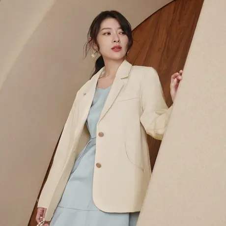 桔熊秋冬季复古廓形金属扣气质宽松制服高级西装外套女大码EA3520图片