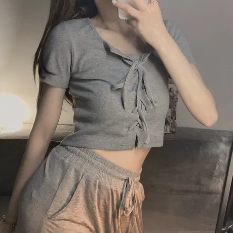 纯欲短款短袖方领不规则显瘦黑色上衣女夏季辣妹打底衫小众t恤ins商品大图