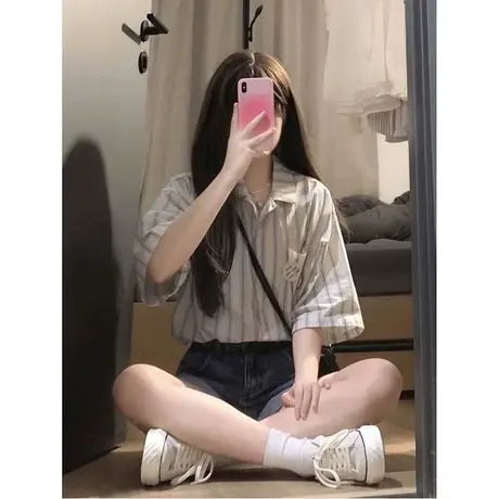 条纹衬衫短袖女小众设计感日系复古夏季2023新款宽松高级衬衣t恤图片