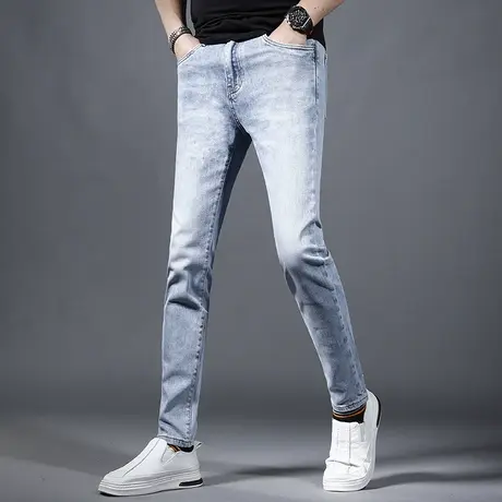 香港潮牌牛仔裤男2023夏季新款修身小脚浅蓝色青年薄款休闲裤子男图片