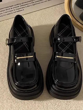 潮牌法式一字扣小皮鞋女2023秋季新款复古学院风日系jk厚底乐福鞋商品大图