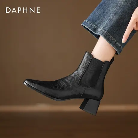 达芙妮黑色短靴子女2026新款冬季尖头粗跟瘦瘦靴英伦风加绒马丁靴图片