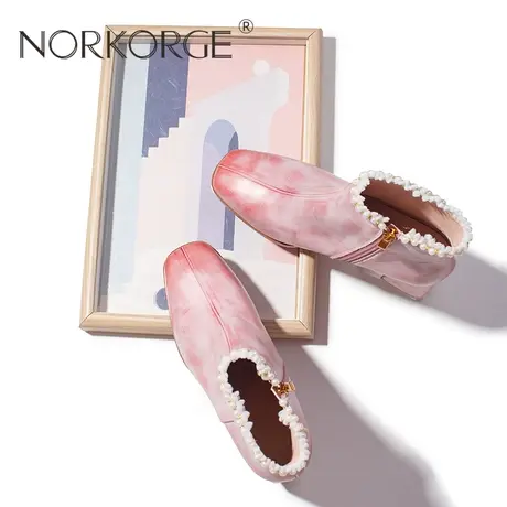 甜美蜜桃粉小香风时装短靴图片