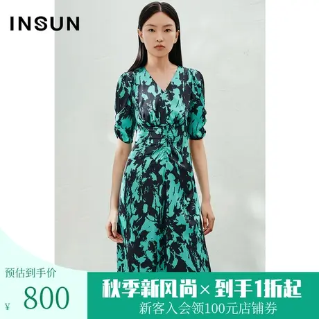 恩裳2023夏装新款艺术感印花光泽感丝滑垂坠抽褶连衣裙女图片