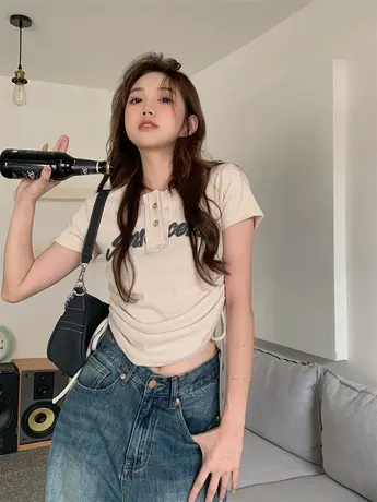 辣妹圆领短袖抽绳T恤女春季修身显瘦正肩打底衫字母上衣商品大图