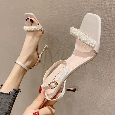 夏季时装凉鞋女仙女风一字扣带2021年新款韩版气质珍珠细跟高跟鞋图片