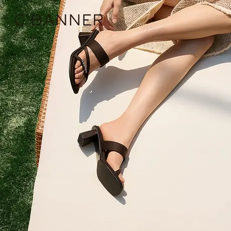 千百度粗高跟露趾凉拖鞋女款夏季新款外穿休闲度假配裙子拖鞋图片