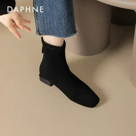 达芙妮黑色短靴女冬季2026新款妈妈靴子瘦瘦靴加绒方头平底马丁靴图片