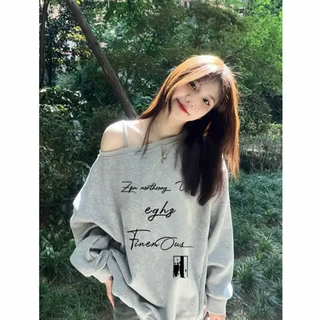 美式街头学院风露肩卫衣女秋季2025新款设计感高级感宽松斜领上衣商品大图