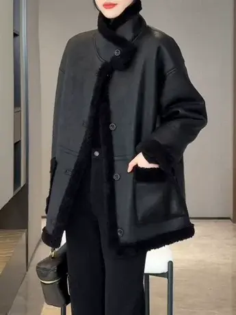 时尚皮毛一体加厚外套女冬装欧洲站欧货2023新款长款宽松保暖上衣图片