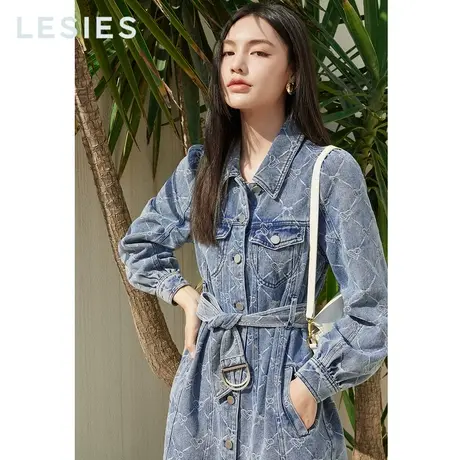 蓝色倾情春秋新款女装蓝色菱形格纹揿扣系带水洗牛仔连衣裙子图片