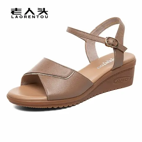 老人头女鞋2025夏新款时尚百搭防滑真皮坡跟平底中老年妈妈凉鞋女商品大图