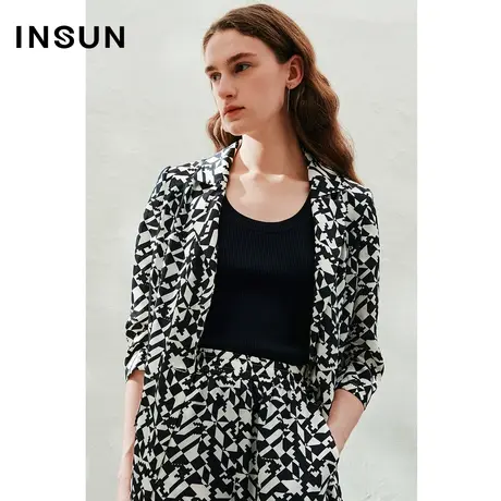 INSUN恩裳线上专选春季仿真丝棋盘格印花立体剪裁西装外套图片