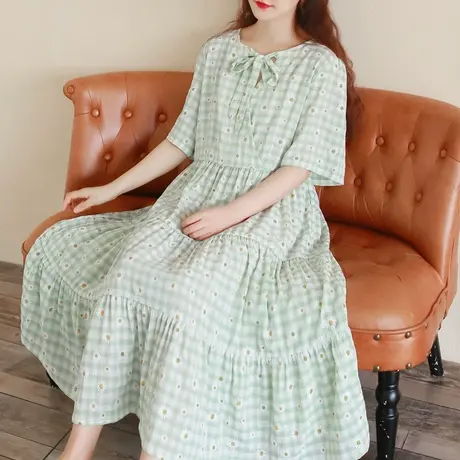 胖妹妹简约清新绿纹格系带连衣裙 加大码2022新款系带蛋糕裙200斤商品大图