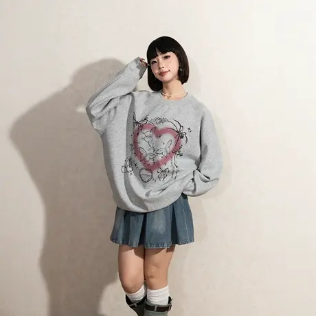 YEP复古印花圆领卫衣女春季2025新款宽松插肩袖套头无帽打底上衣商品大图