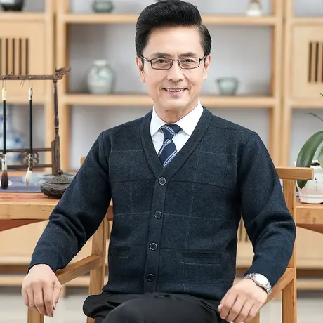 开衫外套男士中老年人针织毛线衣爸爸装格子款加厚扣子对襟上衣服商品大图