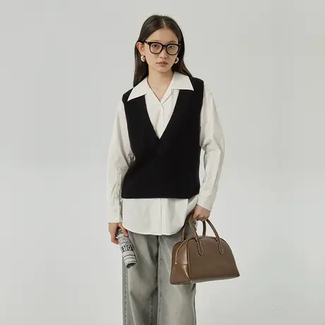 omont蛋挞家 复古V领全羊毛针织马甲2023秋冬新款无袖内搭毛衣女图片