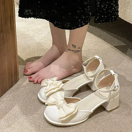 时尚包头凉鞋女夏季2023年新款蝴蝶结中空粗跟名媛高跟玛丽珍女鞋图片