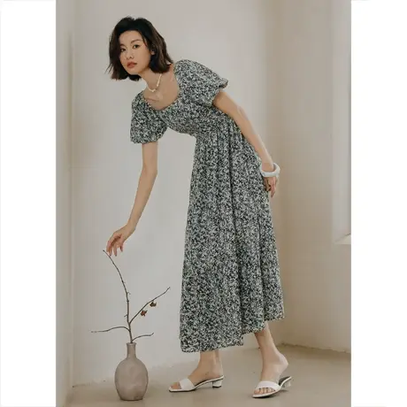 弥古法式复古碎花连衣裙女夏季长裙高级感度假沙滩裙三亚海边裙子图片