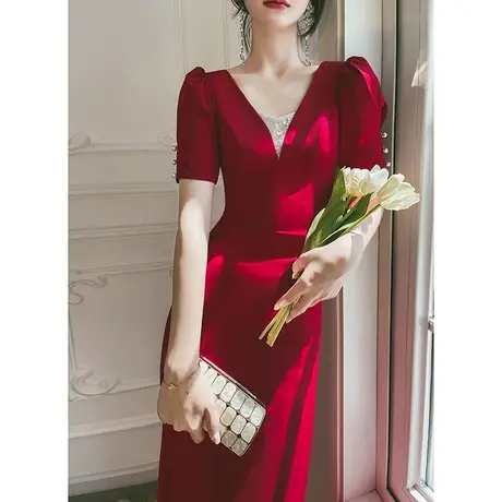 鱼尾晚礼服裙女2023新款修身V领缎面敬酒服新娘高级感酒红色夏季商品大图