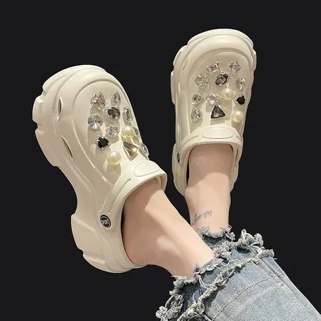 洞洞鞋外穿女夏季ins潮时尚水钻珍珠厚底高跟防滑包头两穿凉拖鞋图片